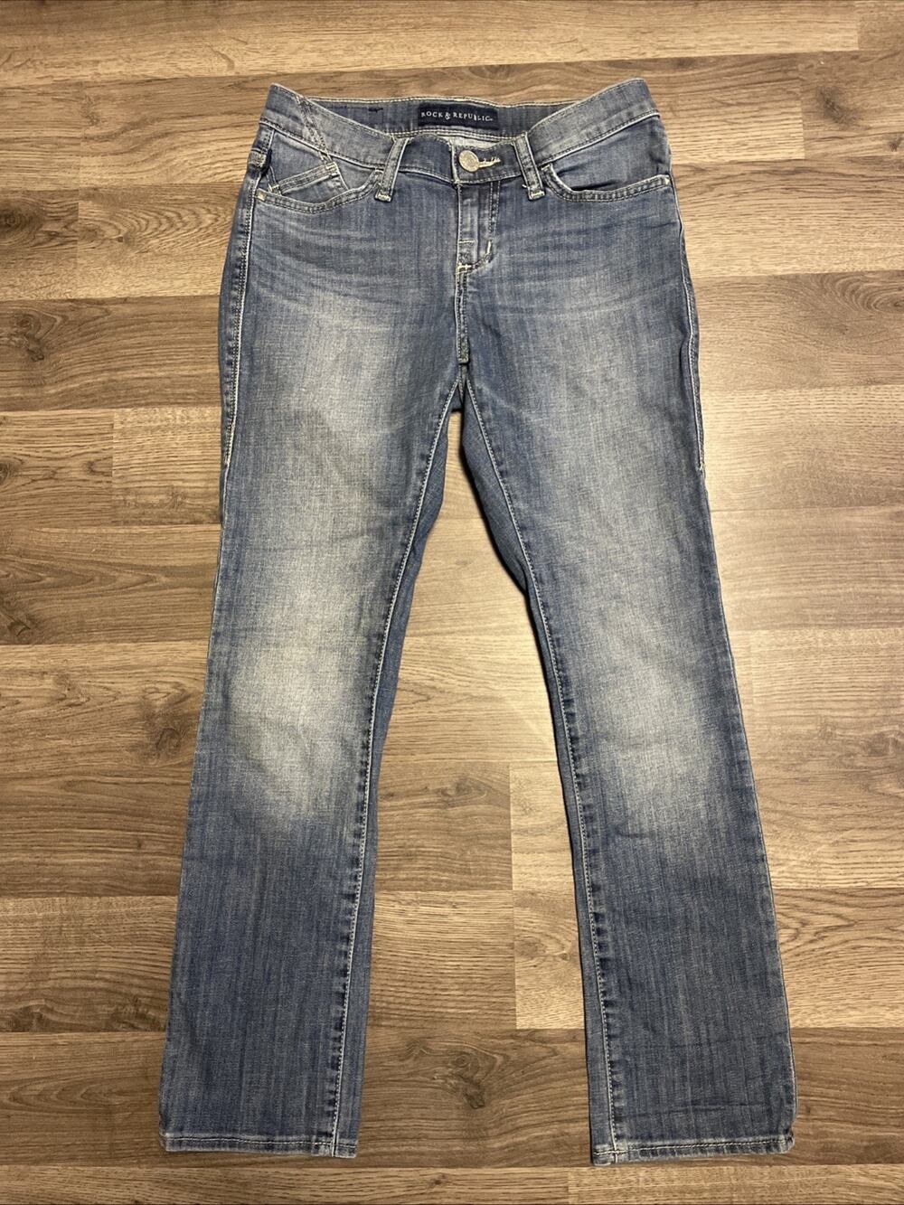 Rock & Republic Kendall Low Rise Capri Jeans Size 2 Embroidered pockets